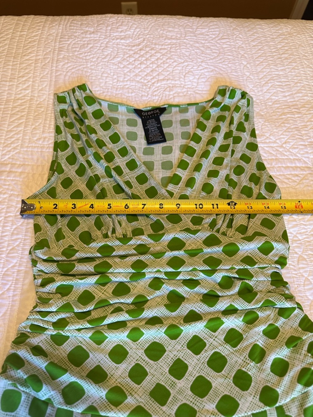 Green Geometric Midi Dress - Sleeveless V-Neck - Picture 9 of 12